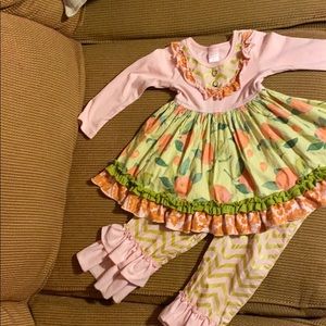 Giggle Moon  2T long sleeve set Gently worn